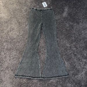 bell bottom leggings